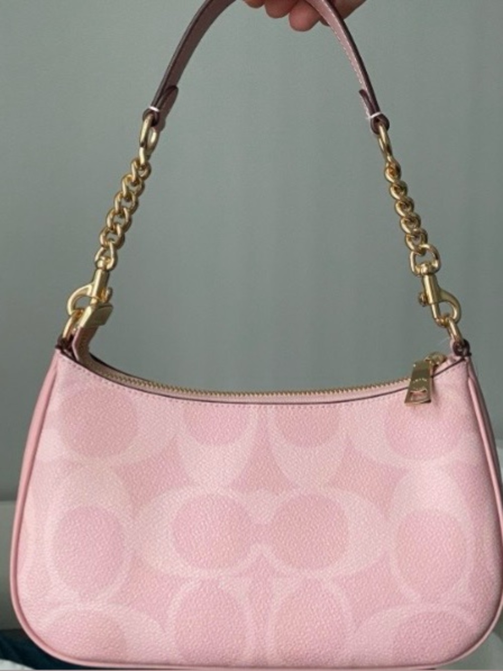 Coach Pink Shoulder Bag - Picture 2 of 2
